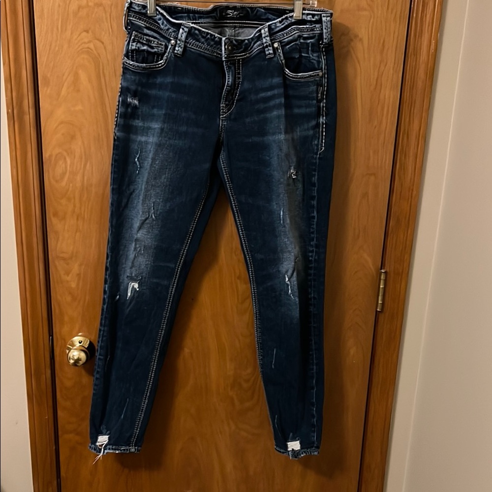 Stylish Distressed Denim Jeans
